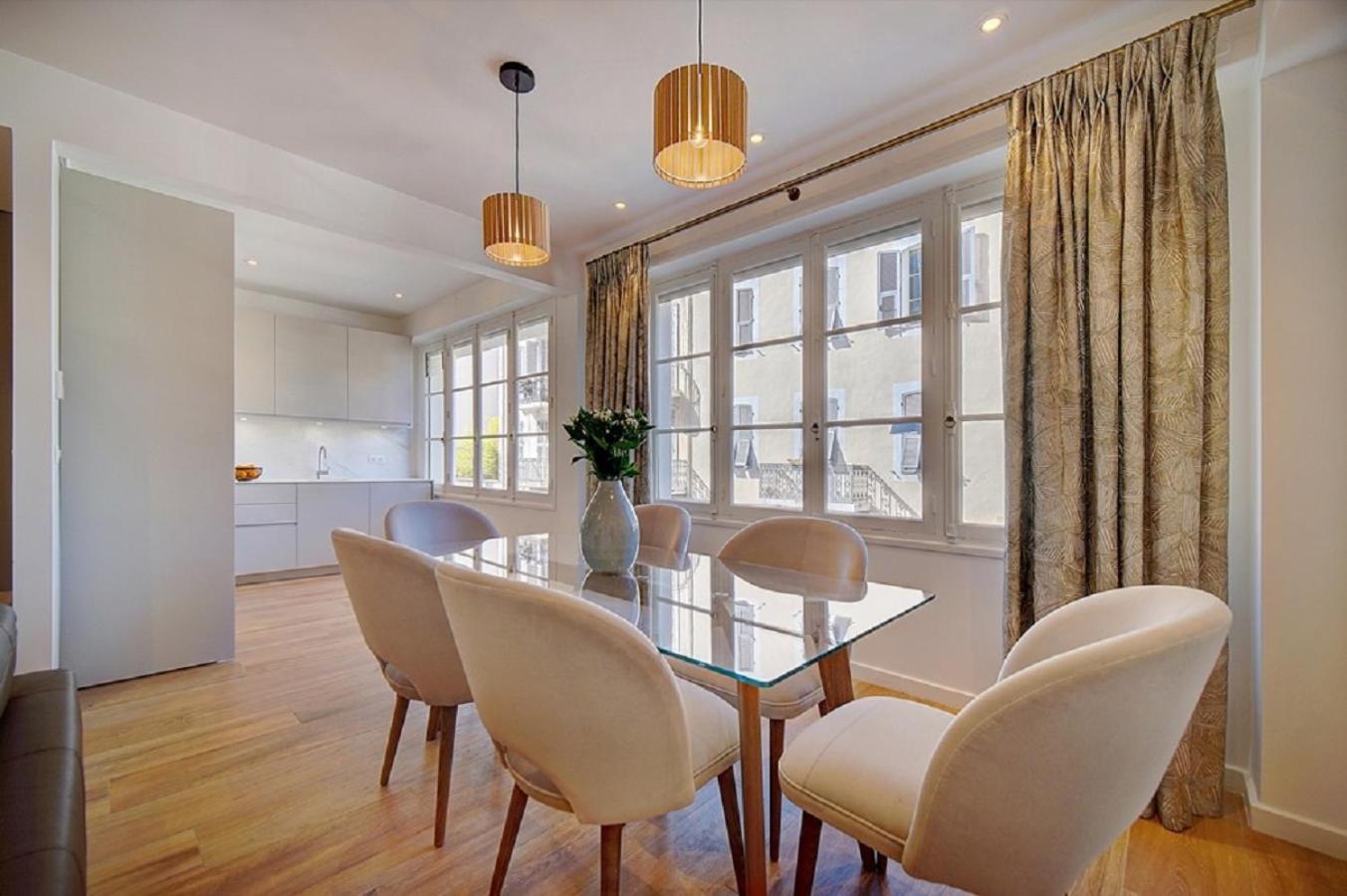 Magnifique 3 Pieces Renove Cannes Centre 'Banane' Avec Veranda ! A2B88 Exterior photo