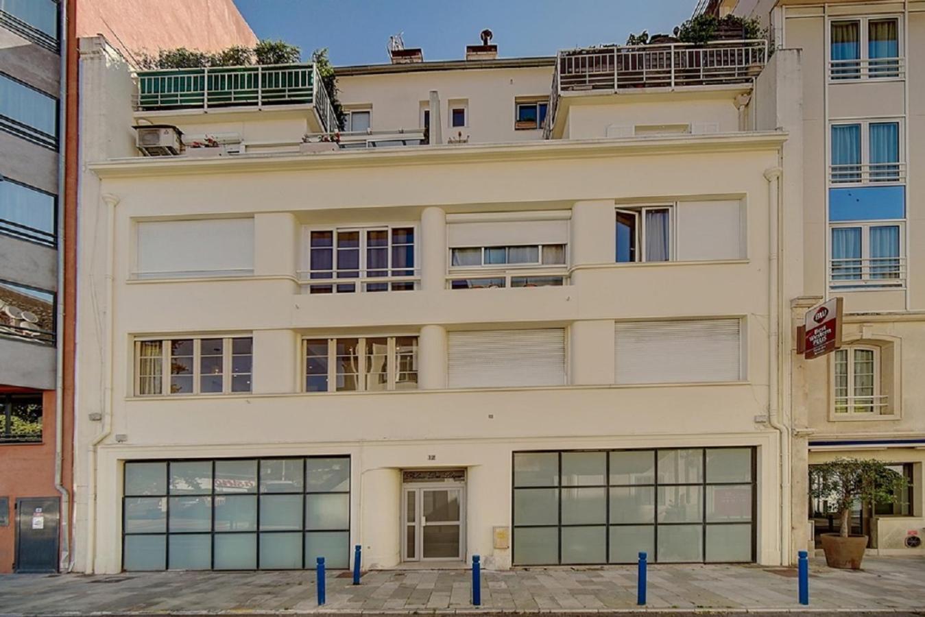 Magnifique 3 Pieces Renove Cannes Centre 'Banane' Avec Veranda ! A2B88 Exterior photo